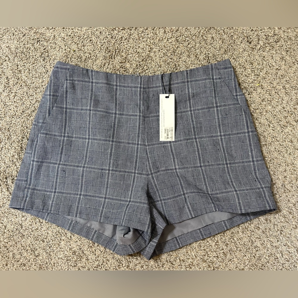 cupcakes & cashmere Gray Plaid Flat-Front Shorts Vinson Women's Size 6 Linen